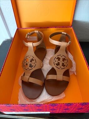 Tory Burch Zoey Tan Leather Cutout T-Strap Sandals